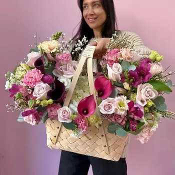 ЗАЦВЕТАЙ. ЦВЕТОЧНЫЙ БУТИК Премиум корзина bottega «Фруктовая соната»