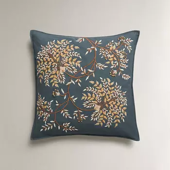 ZARA HOME Чехол на подушку с вышивкой 50 x 50 см