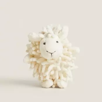 ZARA HOME Детская мягкая игрушка-погремушка овечка