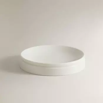 ZARA HOME Круглая мыльница из керамики с рельефным узором