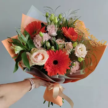 ЗОЛОТАЯ АУРА Букет "Гармония цвета"