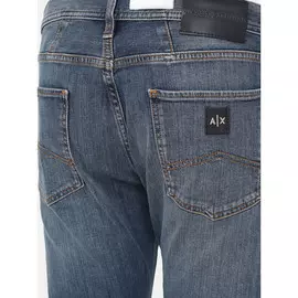 Джинсы Armani Exchange