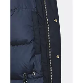 Парки Armani Exchange