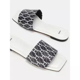 Шлепанцы Lola HUGO