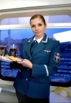 Двое в вагоне: я и проводница.