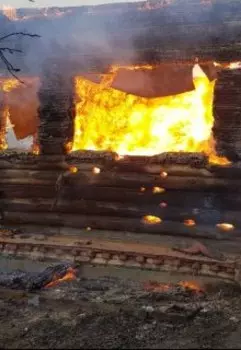 В огне