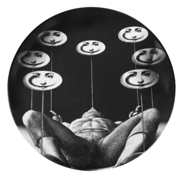 Декоративная тарелка Fornasetti 30.CR.BW.R01-193
