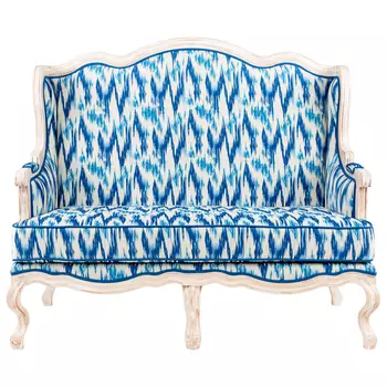 Двухместный диван с голубым узором Ikat Pattern