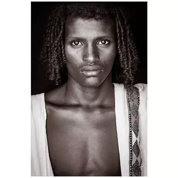 Фото John Kenny Assaita