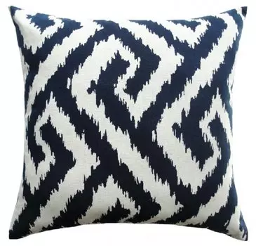 подушка black and white ornament