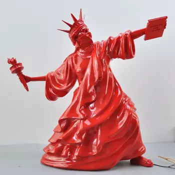 Статуэтка Freedom Riot Red