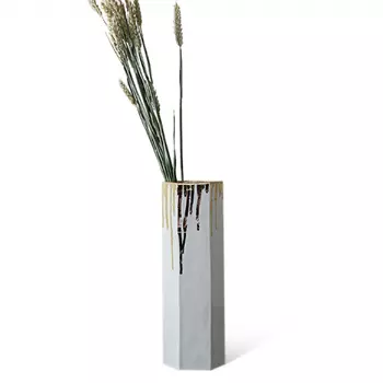 Ваза Шестигранник с золотыми подтеками белая