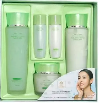 W Clinic Snail Moist Control Skin Care Set