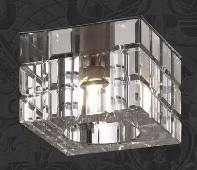 369540 Встраиваемый точечный светильник Novotech Cubic