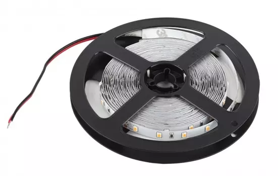 5м. Светодиодная лента ЭРА 4,8W/m 60LED/m 2835SMD теплый белый 5M LS2835-4,8-60-24-33-3000К-5m Б0043109