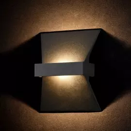 C805WL-L7B Настенный светодиодный светильник Maytoni Trame