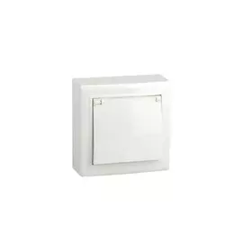 Розетка одноместная с заземлением и крышкой (белый) Volsten Solar V01-31-R18-S (10857)