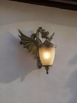 Уличный настенный светильник от Lustrof 769769- 33005