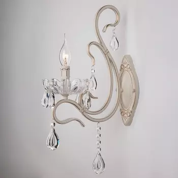 Бра 12205/1 белый Eurosvet 12205 подсвечник