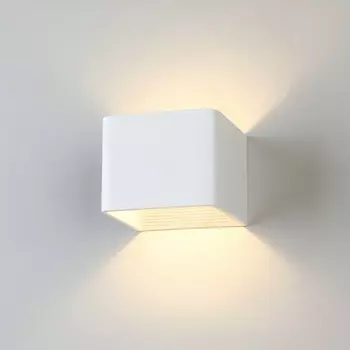 Настенный светильник MRL Elektrostandard LED 1060 белый форма куба