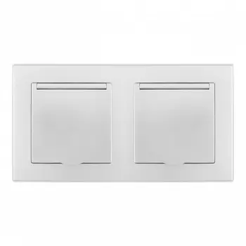 Розетка двойная с заземлением, шторками и защитной крышкой в комплекте с рамкой (серебро) Arte Milano SET06-2 SET06-2-41-1x2 silver