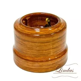Розетка с заземл. конт. декор Орех 35026 (Lindas)