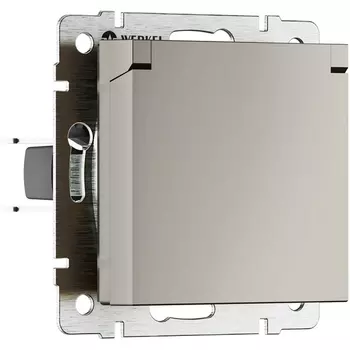 Розетка с заземлением, шторками и защит. крышкой (дымчатый) Werkel W1271204