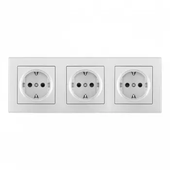 Розетка тройная с заземлением и шторками в комплекте с рамкой (серебро) Arte Milano SET06-3 SET06-3-40-1x3 silver