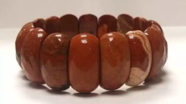 Браслет из камня большой граненый. Яшма красная