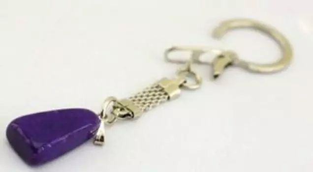 Брелок из камня