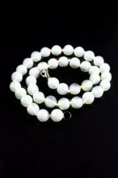 Бусы из камня 23 см. Лунный камень