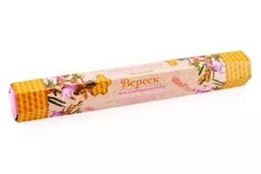 Свеча из вощины с вереском