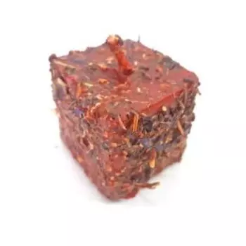 Свеча восковая кубик с травами Любовная магия