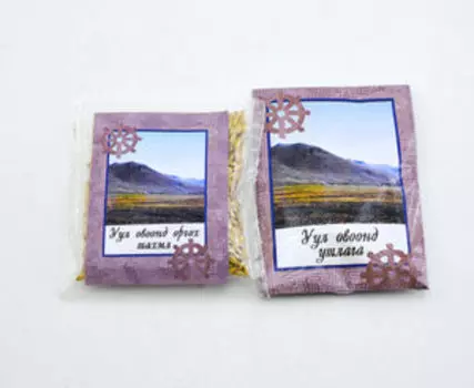 Уул овоонд. Окуривание и подношение