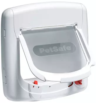 Дверца для кошек PetSafe StayWell Deluxe с магнитным замком белая 15 х 16,3 см (1 шт)