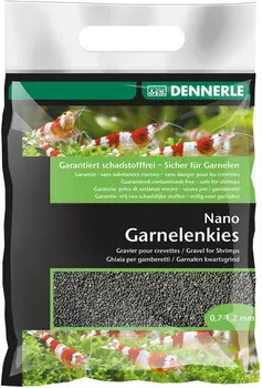 Грунт для аквариума Dennerle Nano Garnelenkies Sulawesi black черный 0,7 – 1,2 мм 2 кг (1 шт)