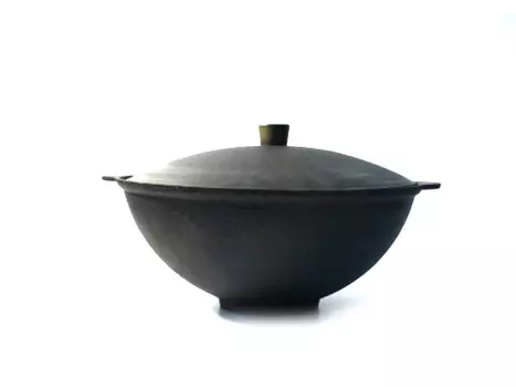 казан с крышкой 37х37х15см 8л чугун