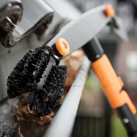 насадка-очиститель FISKARS QuikFit для желобов