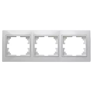 рамка 3 поста INTRO Plano горизонтальная белый