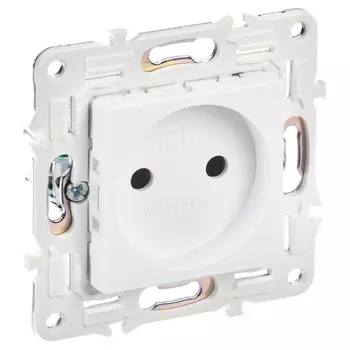 розетка 1 пост IEK Skandy б/ш б/з 10А арктический белый