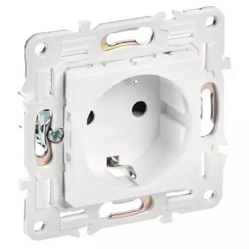 розетка 1 пост IEK Skandy с/з/ с/ш 16А арктический белый
