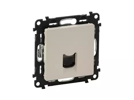 розетка компьютерная 1 пост LEGRAND Valena Life RJ45 категория 5е UTP слоновая кость