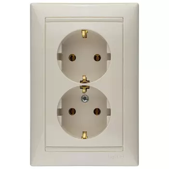 розетка 2 поста LEGRAND Valena с/з б/ш с рамкой слоновая кость