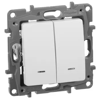 выключатель 2-клавишный LEGRAND Etika с индикацией белый