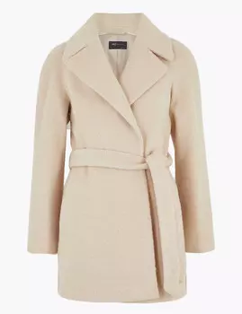 Фактурное пальто с поясом