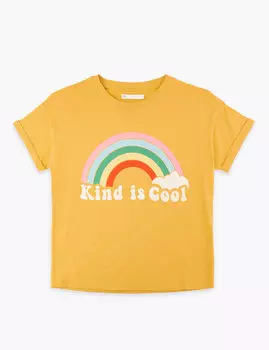 Футболка с надписью "Kind is Cool"