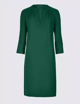 Платье атласное с рукавом 3/4