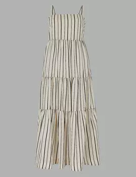 Приталенное платье-макси на бретелях