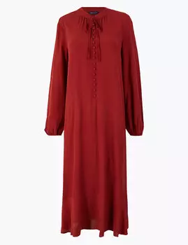 Приталенное платье миди на пуговицах с длинным рукавом