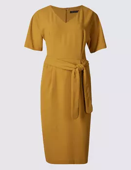 Прямое платье с V-горловиной и поясом-кимоно